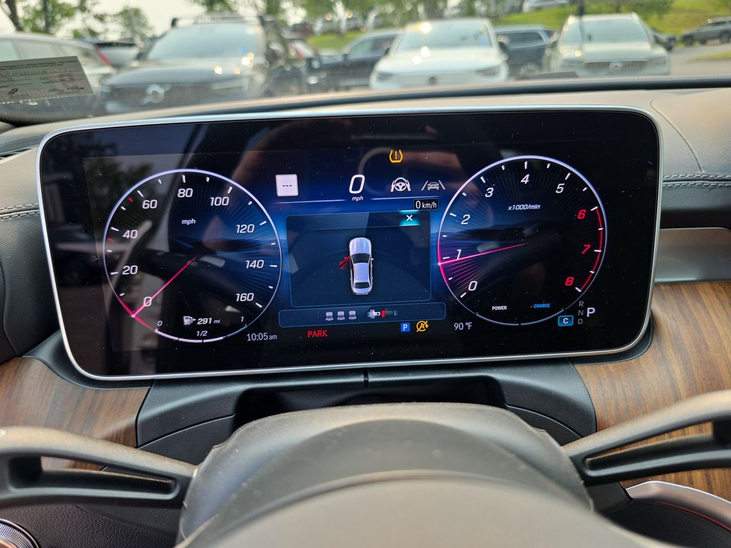 2025 Mercedes-Benz C-Class Sedan C 300 - Photo 13