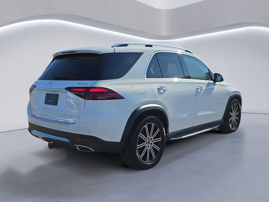2024 Mercedes Benz GLE 450 4MATIC photo 4