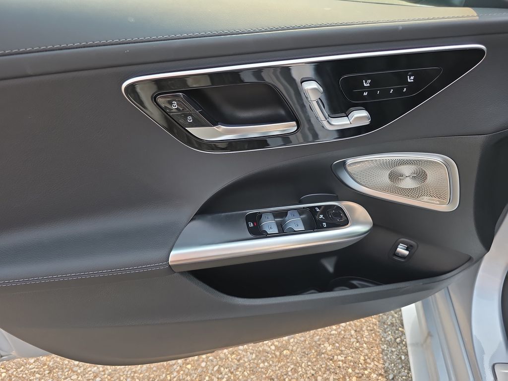 2025 Mercedes-Benz C-Class Sedan C 300 - Photo 11