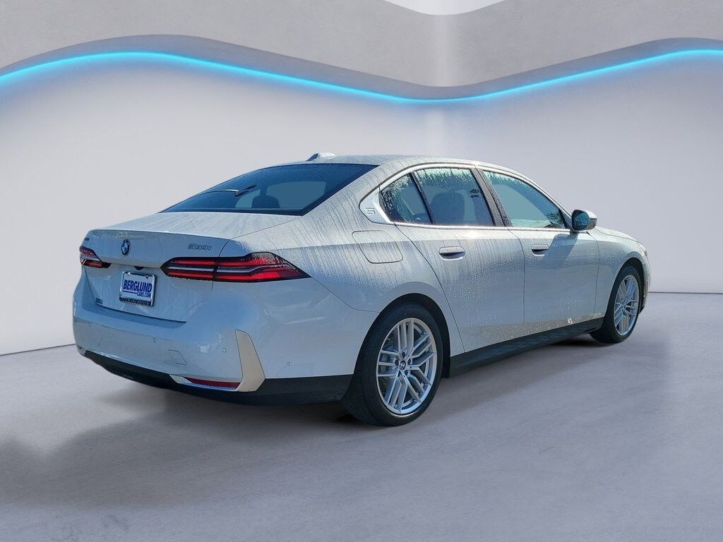 Used 2025 BMW 5 Series xDrive Sedan