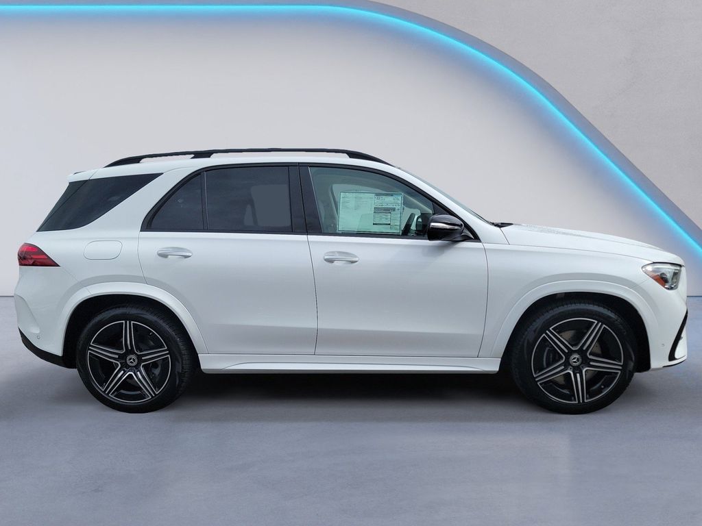 2026 Mercedes Benz GLE 350 4MATIC photo 3