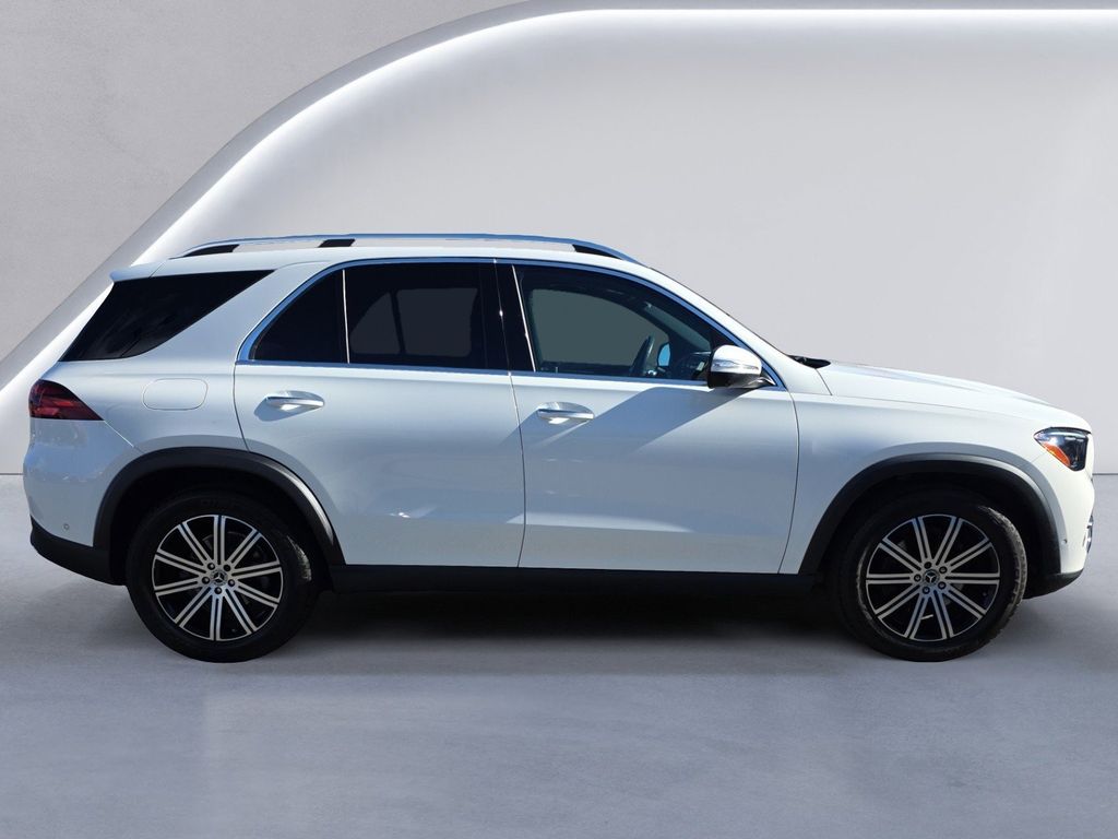 2024 Mercedes Benz GLE 350 4MATIC photo 3