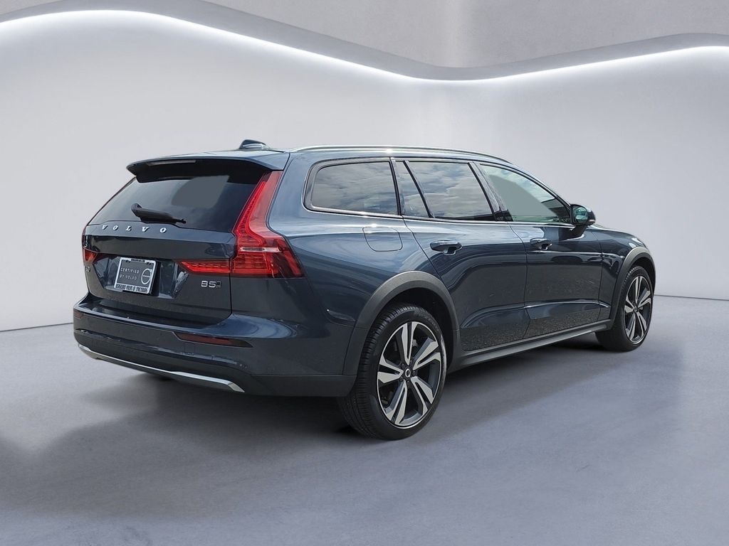 Used 2026 Volvo V60 Cross Country B5 Plus Wagon