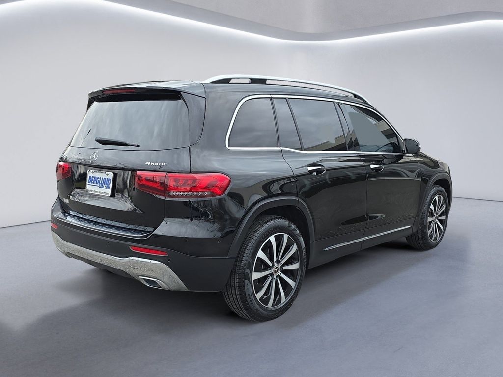 2023 Mercedes Benz GLB 250 4MATIC photo 4