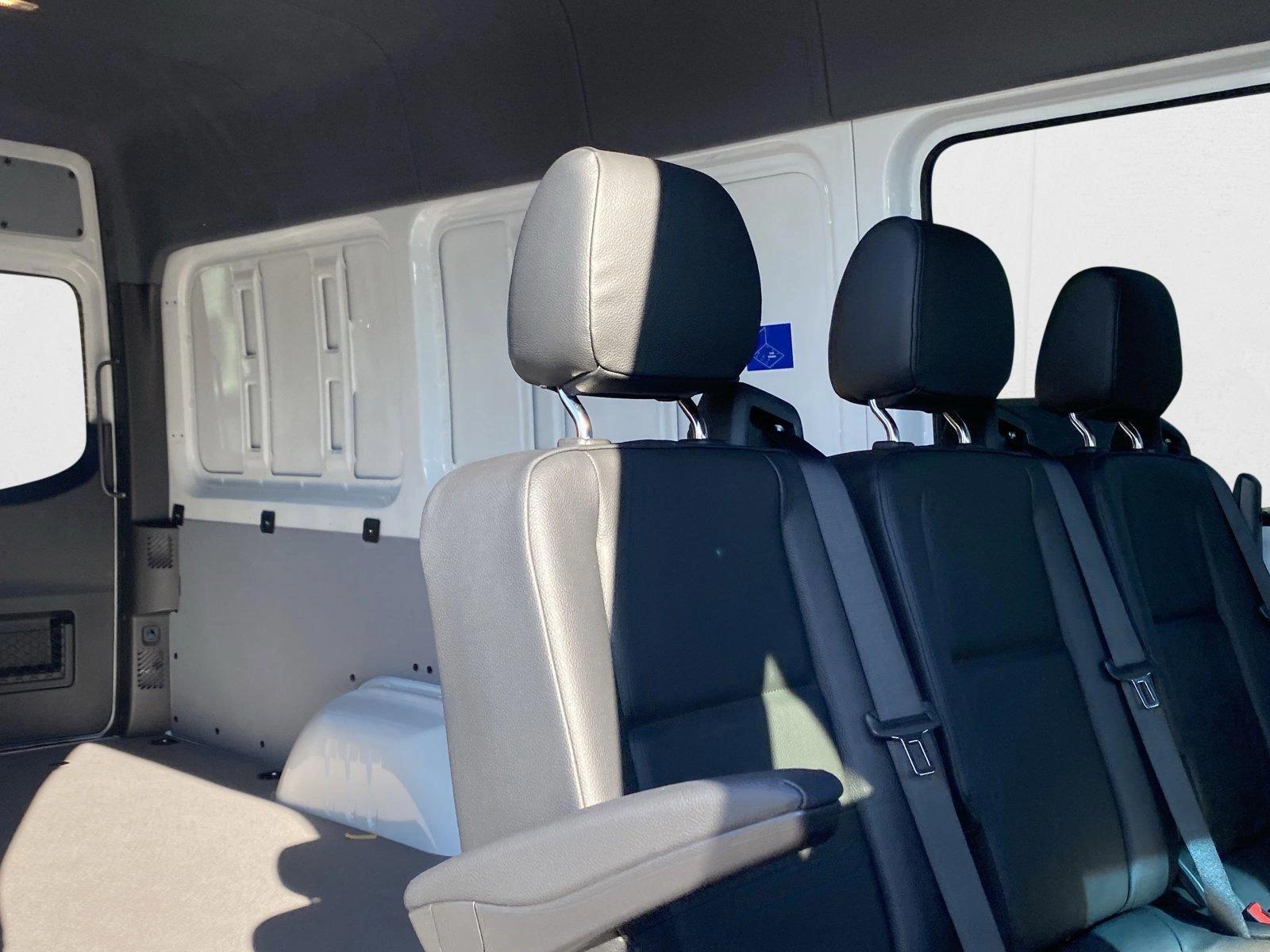 2025 Mercedes-Benz Sprinter Crew Van Base - Photo 20