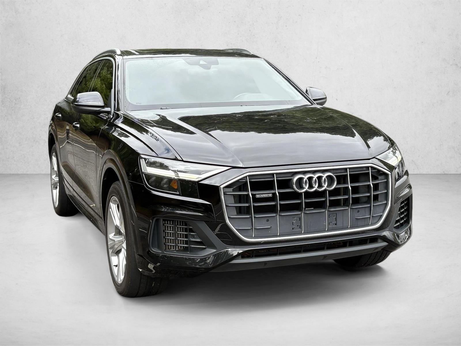2020 Audi Q8 55 Premium photo 4