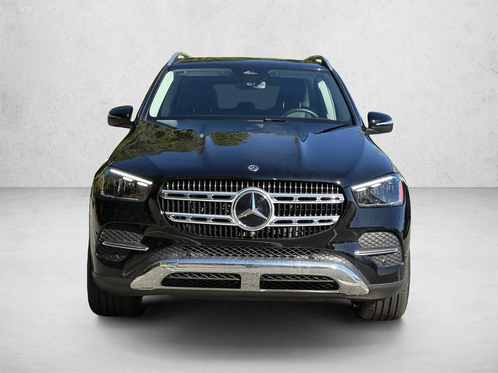 2025 Mercedes Benz GLE 350 4MATIC photo 2