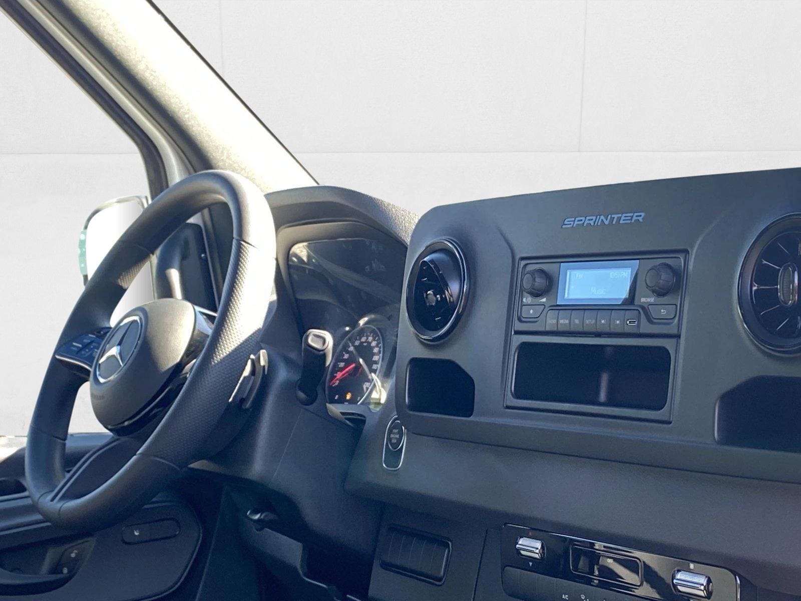 2025 Mercedes-Benz Sprinter Crew Van Base - Photo 25