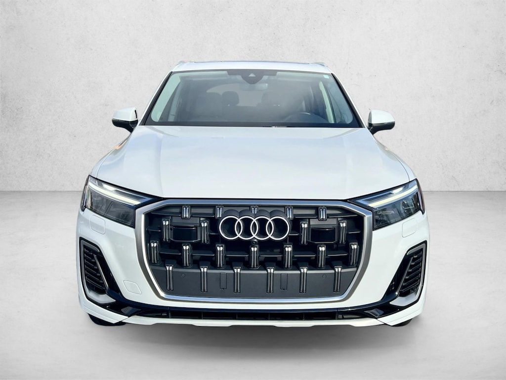 Used 2025 Audi Q7 55 Premium SUV
