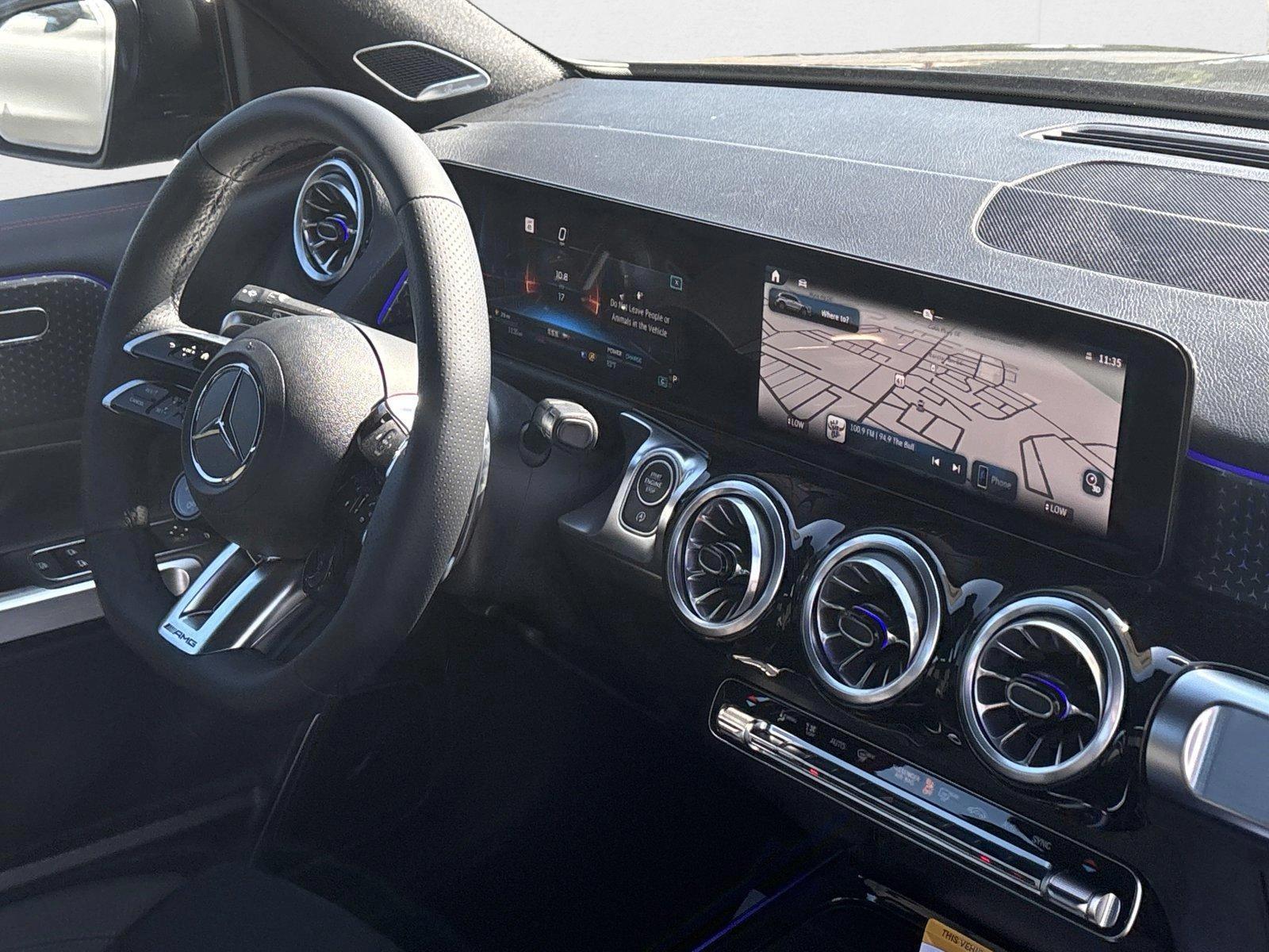 2025 Mercedes-Benz GLB GLB35 AMG - Photo 27