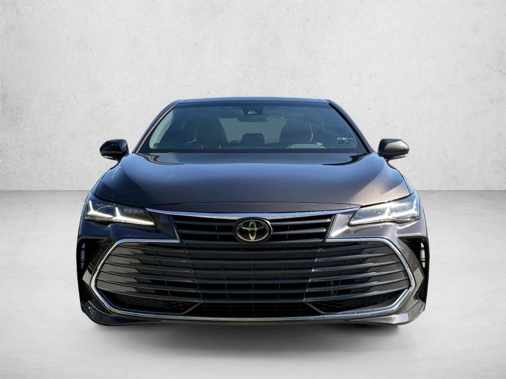Used 2019 Toyota Avalon Limited Sedan
