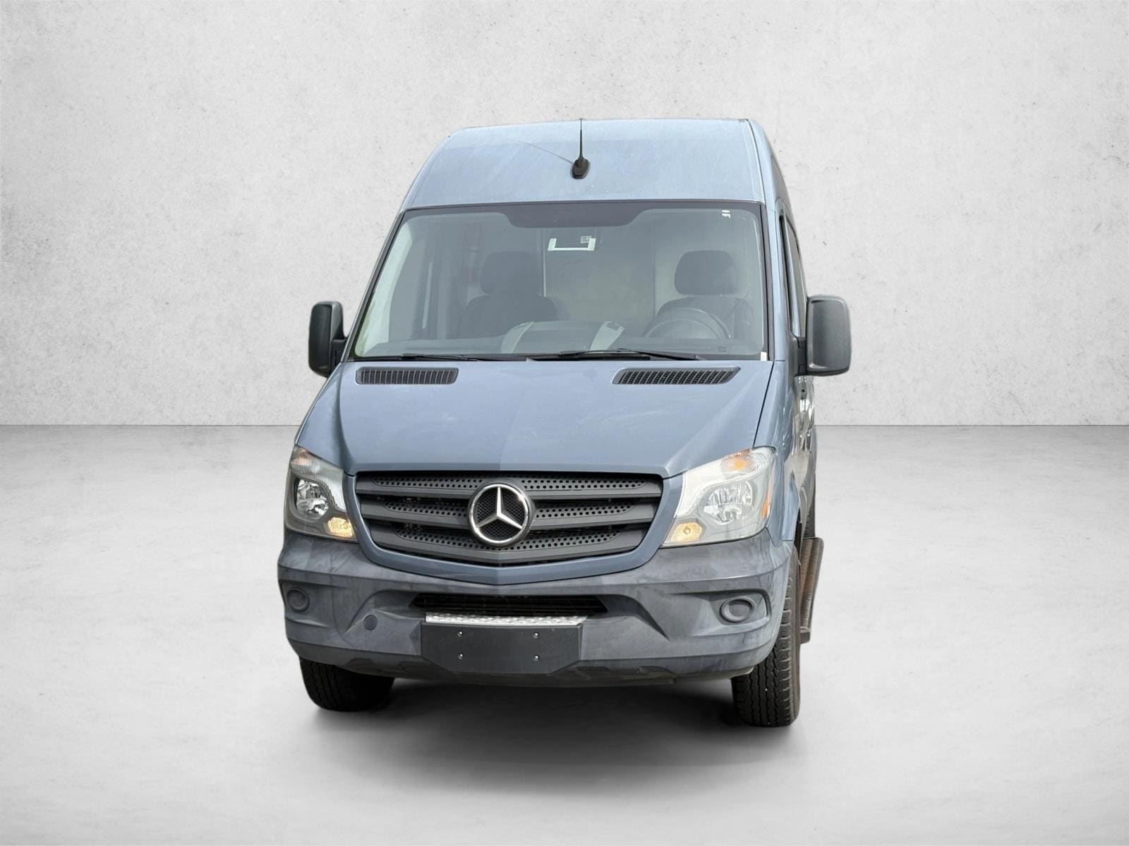 2018 Mercedes-Benz Sprinter 2500 144 WB High Roof's photo