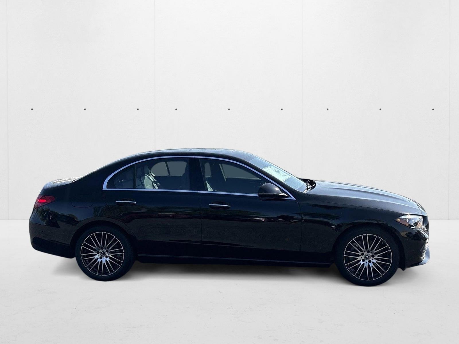 2025 Mercedes-Benz C-Class Sedan C 300 - Photo 6