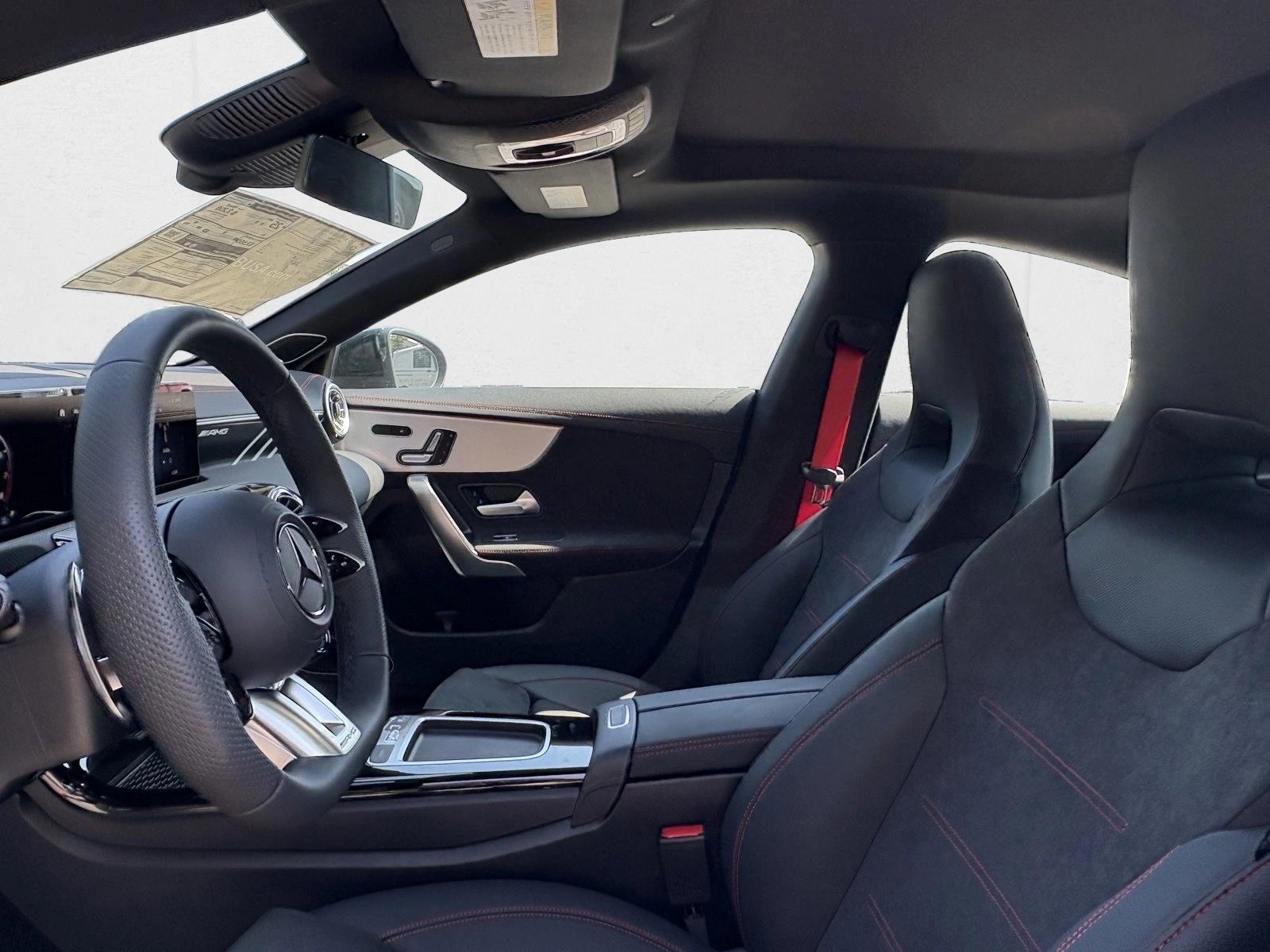 2025 Mercedes-Benz CLA AMG CLA35 - Photo 16