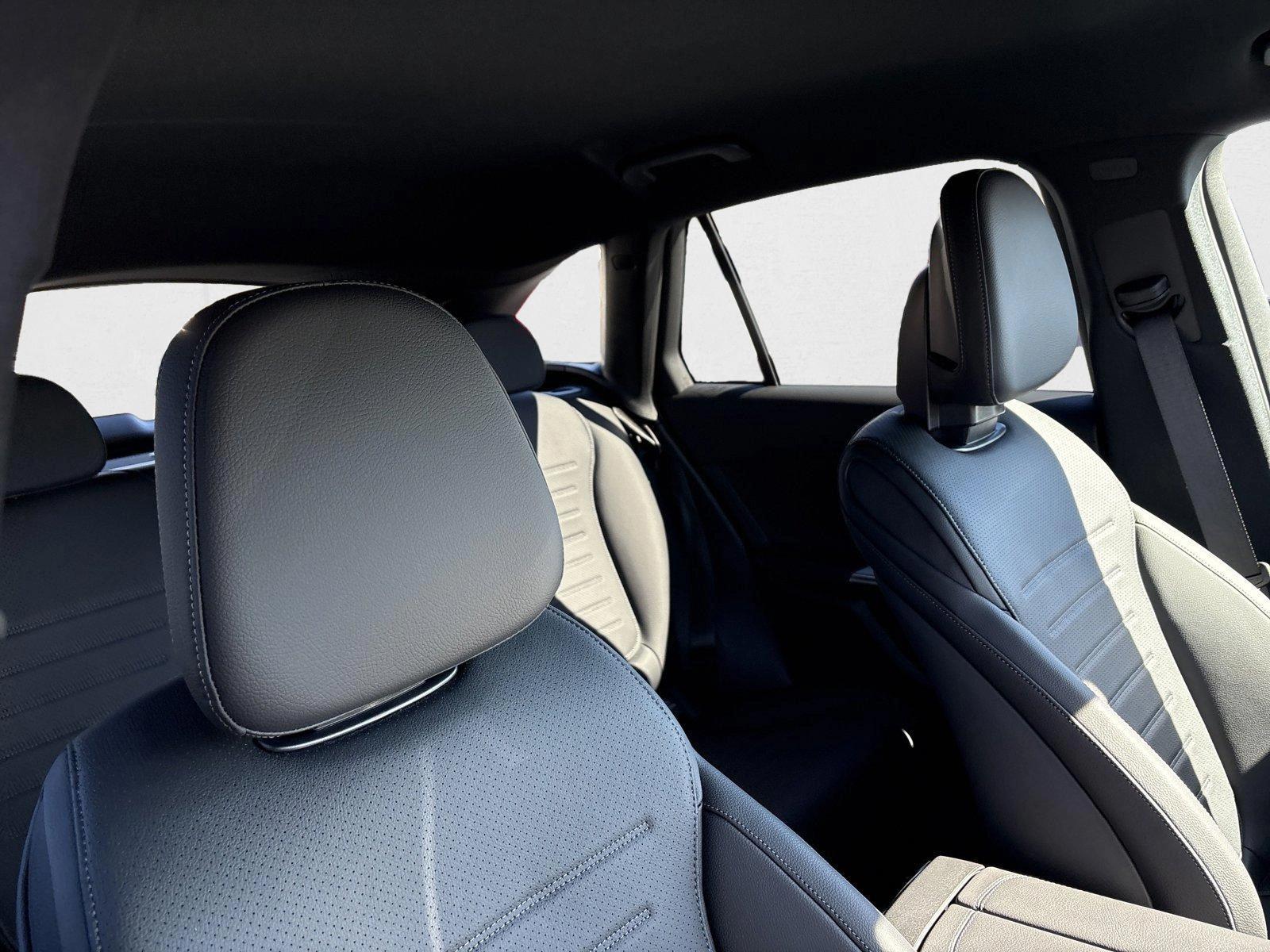 2025 Mercedes-Benz GLC Base - Photo 23