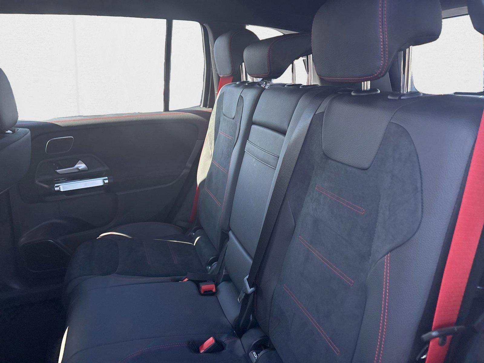 2025 Mercedes-Benz GLB GLB35 AMG - Photo 20