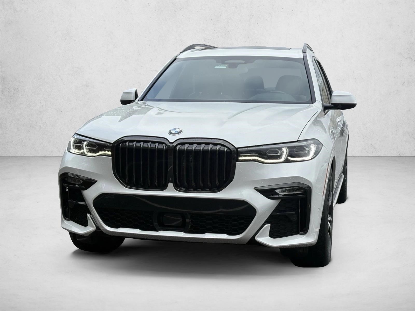2021 BMW X7 40i's photo