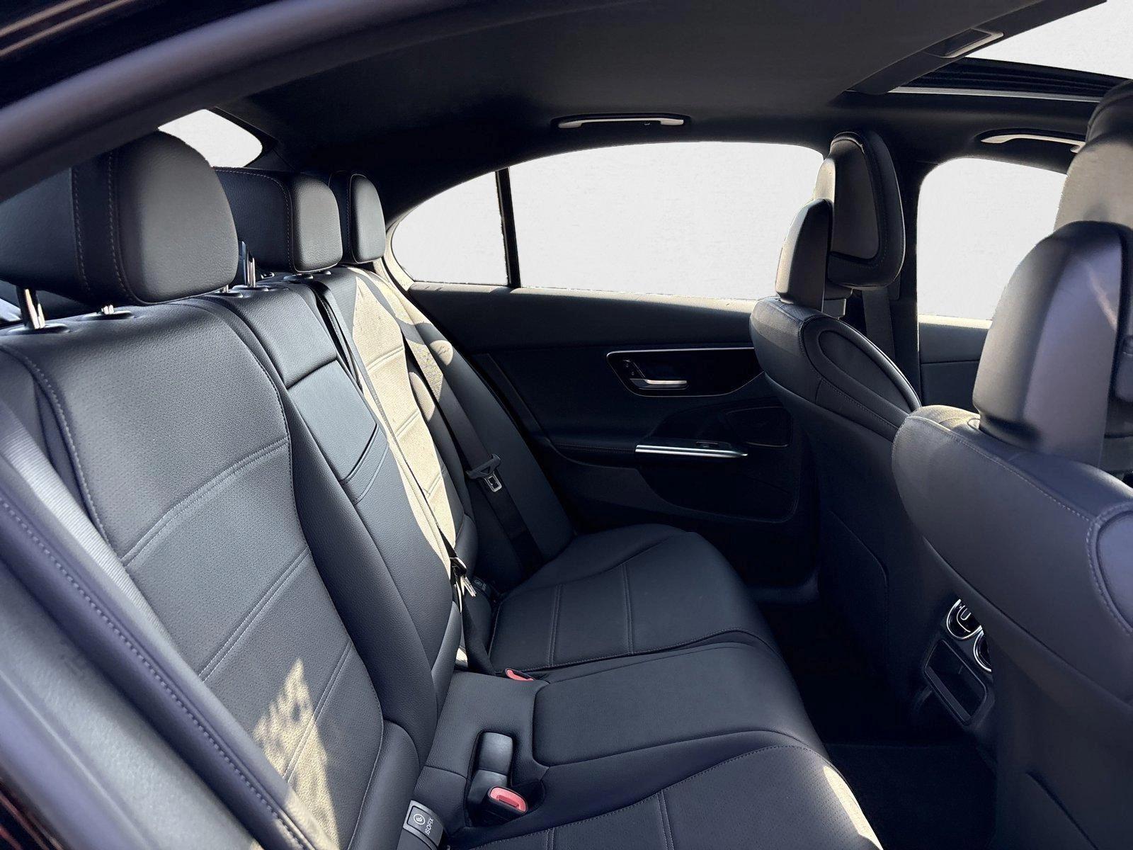 2025 Mercedes-Benz C-Class Sedan C 300 - Photo 21