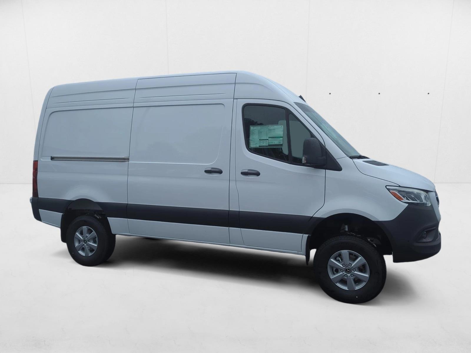 2024 Mercedes-Benz Sprinter Cargo Van Base - Photo 8