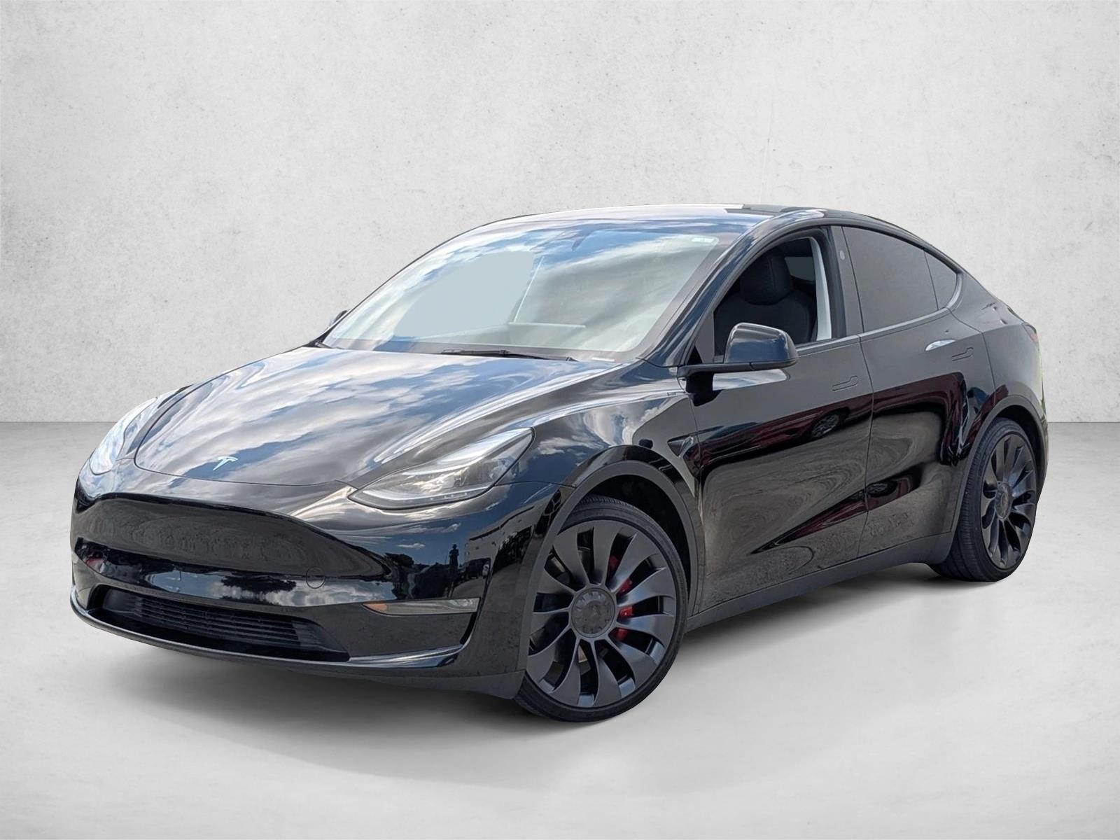2025 Tesla Model Y Performance Dual Motor All-Wheel Drive's photo
