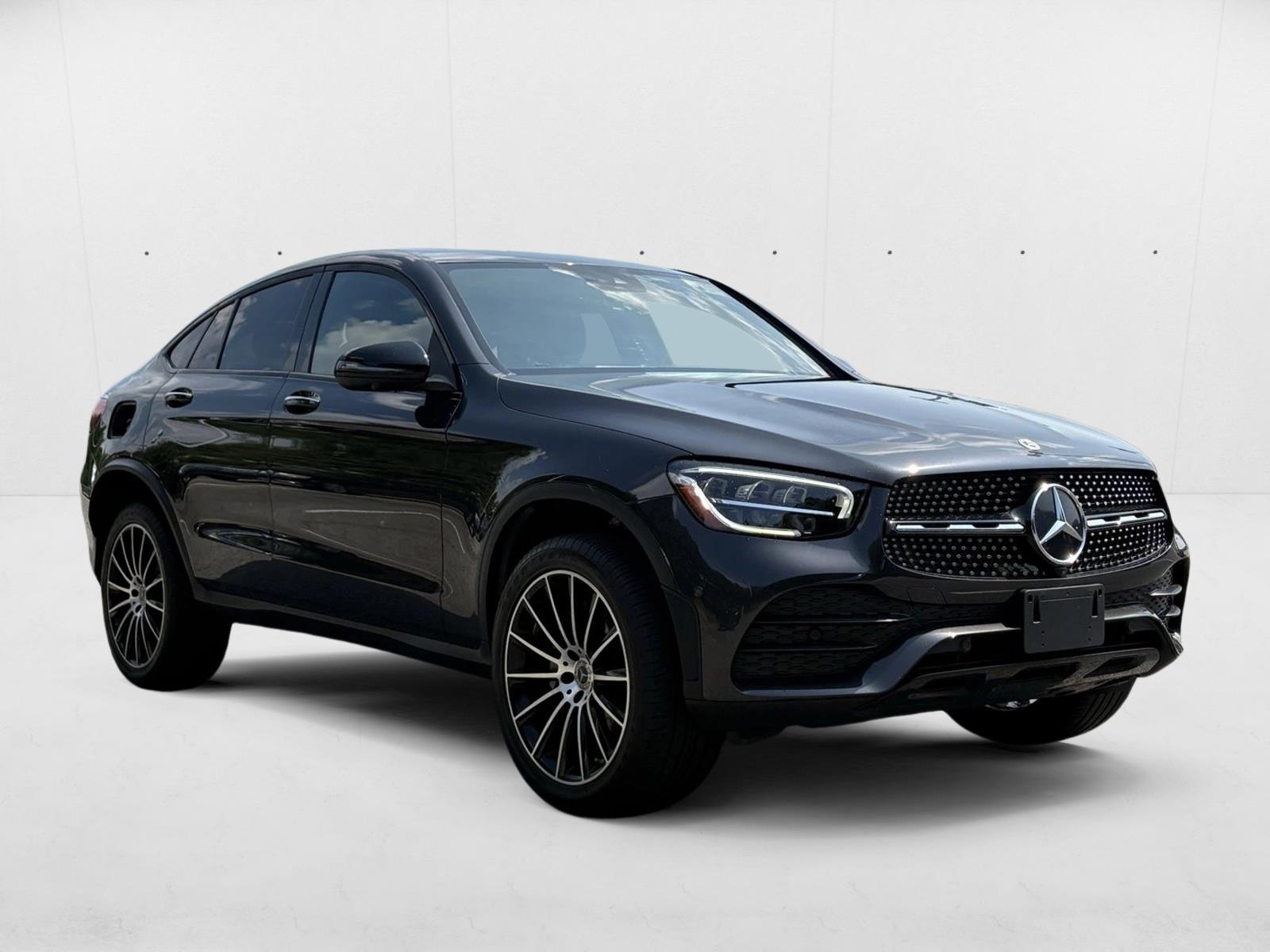 2023 Mercedes Benz GLC 300 4MATIC Coupe photo 3