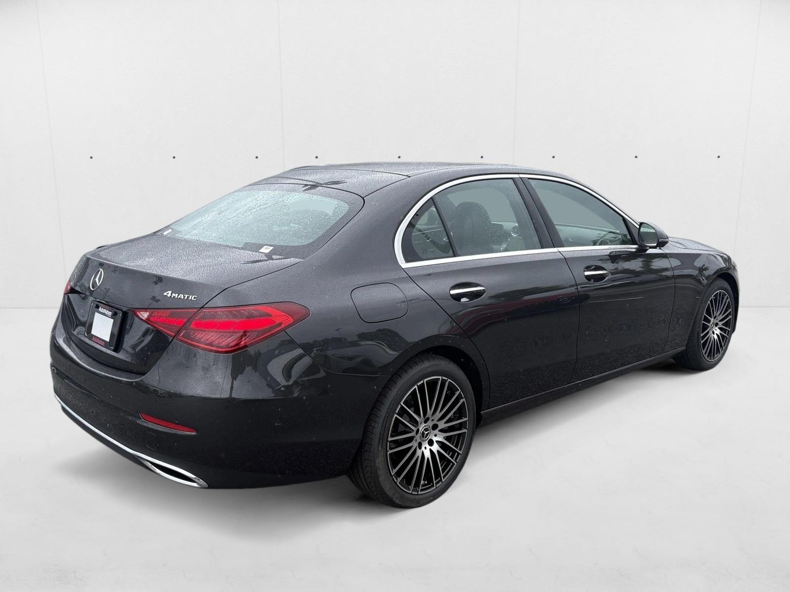 2025 Mercedes-Benz C-Class Sedan C 300 - Photo 5