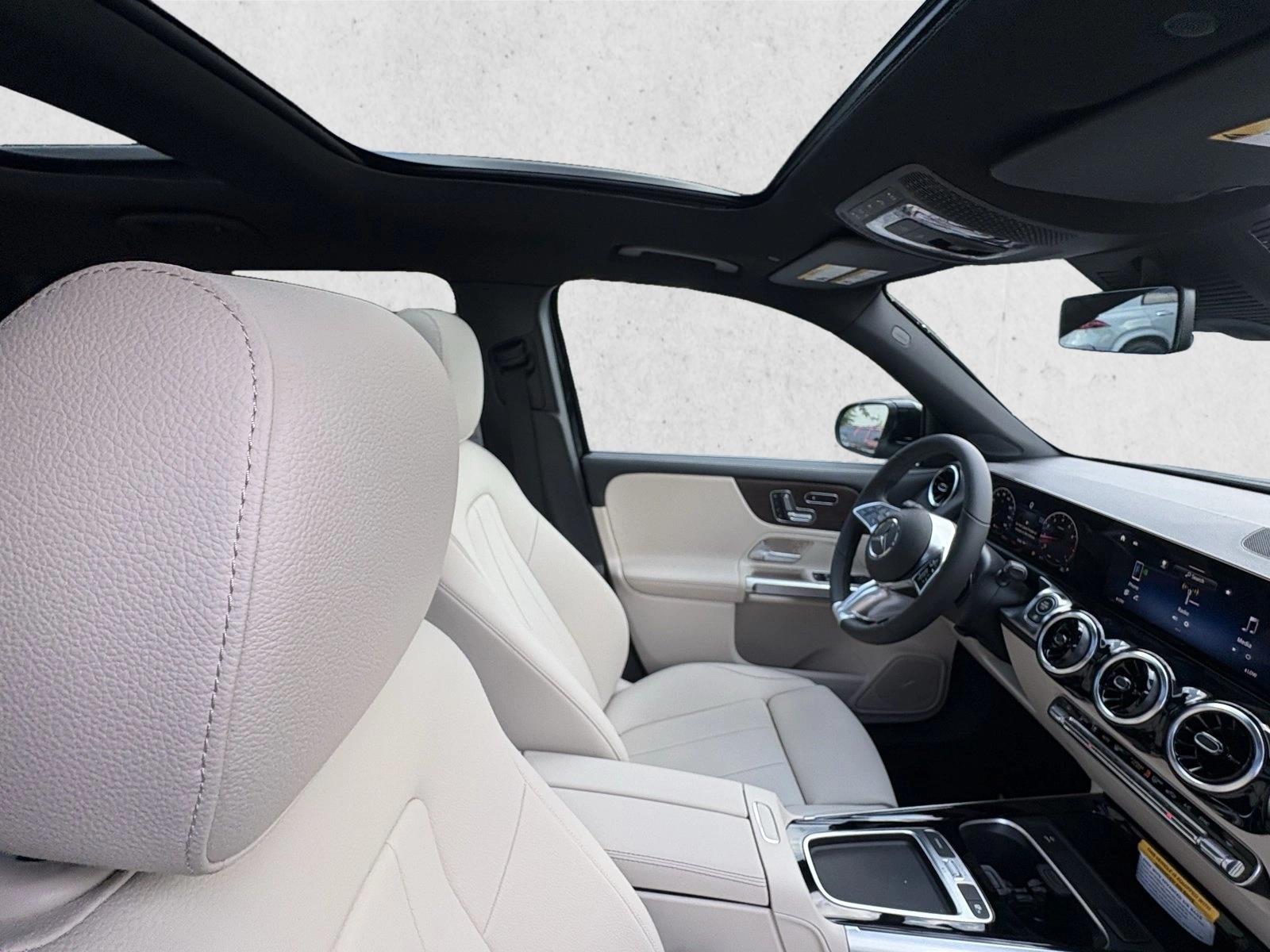 2025 Mercedes-Benz GLB Base - Photo 23