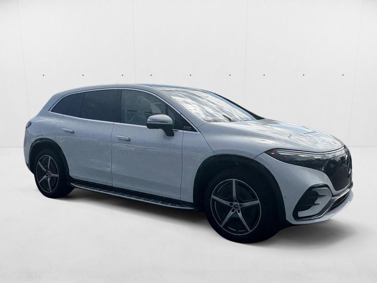 2023 Mercedes Benz EQS SUV 450 4MATIC photo 4