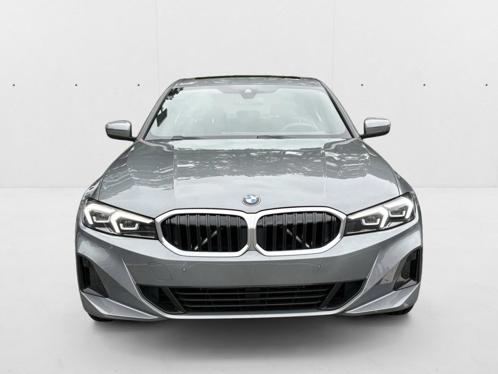 2025 Bmw 330i xDrive Sedan photo 2