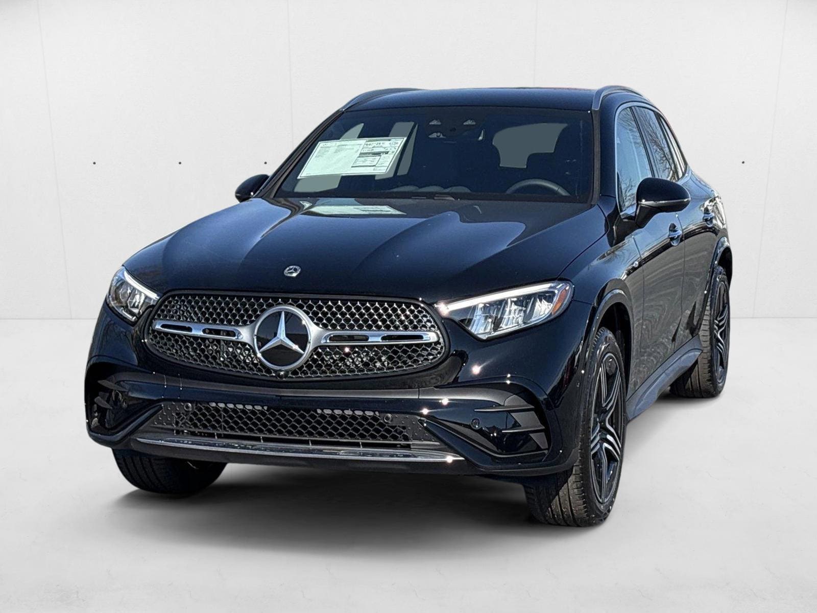 2025 Mercedes-Benz GLC