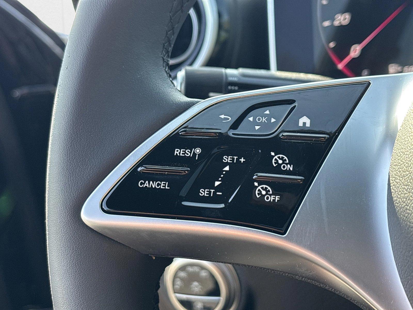 2025 Mercedes-Benz C-Class Sedan C 300 - Photo 12