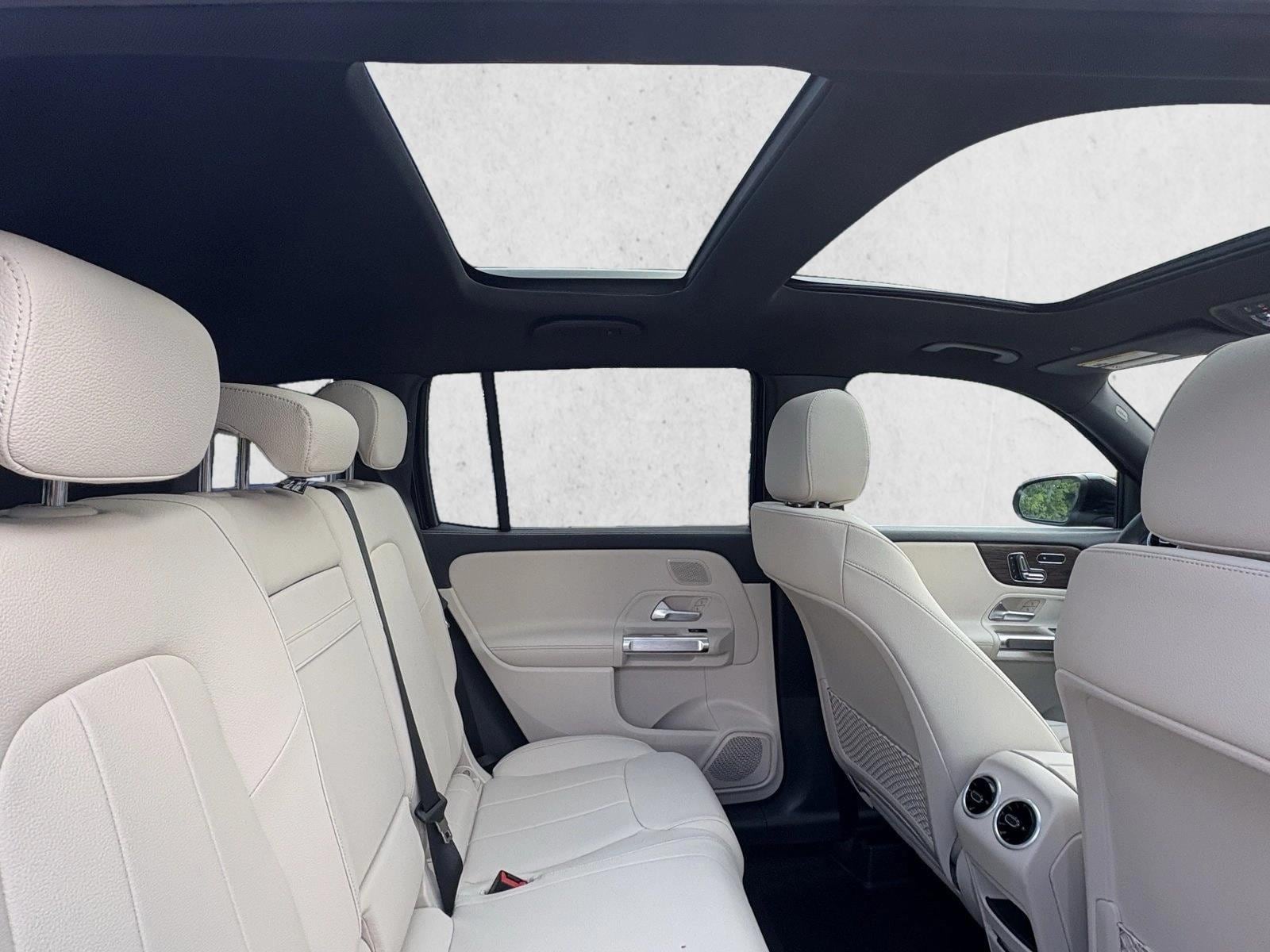 2025 Mercedes-Benz GLB Base - Photo 21