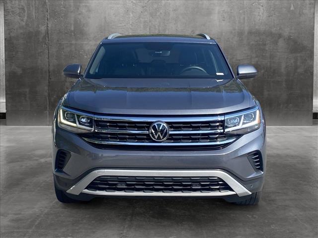 Used 2022 Volkswagen Atlas Cross Sport SE w/Tech with VIN 1V2JE2CA4NC203967 for sale in Marietta, GA