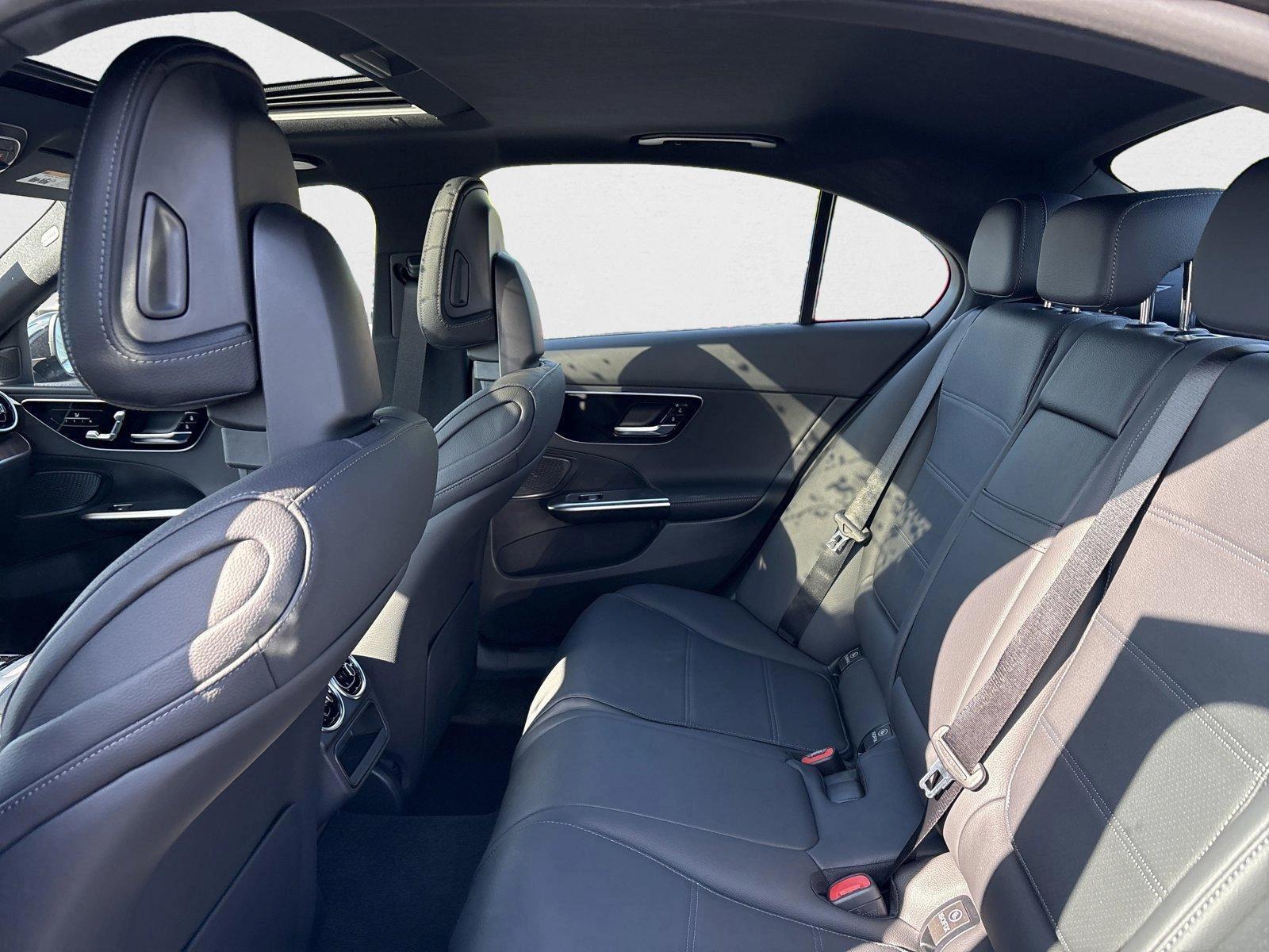 2025 Mercedes-Benz C-Class Sedan C 300 - Photo 18