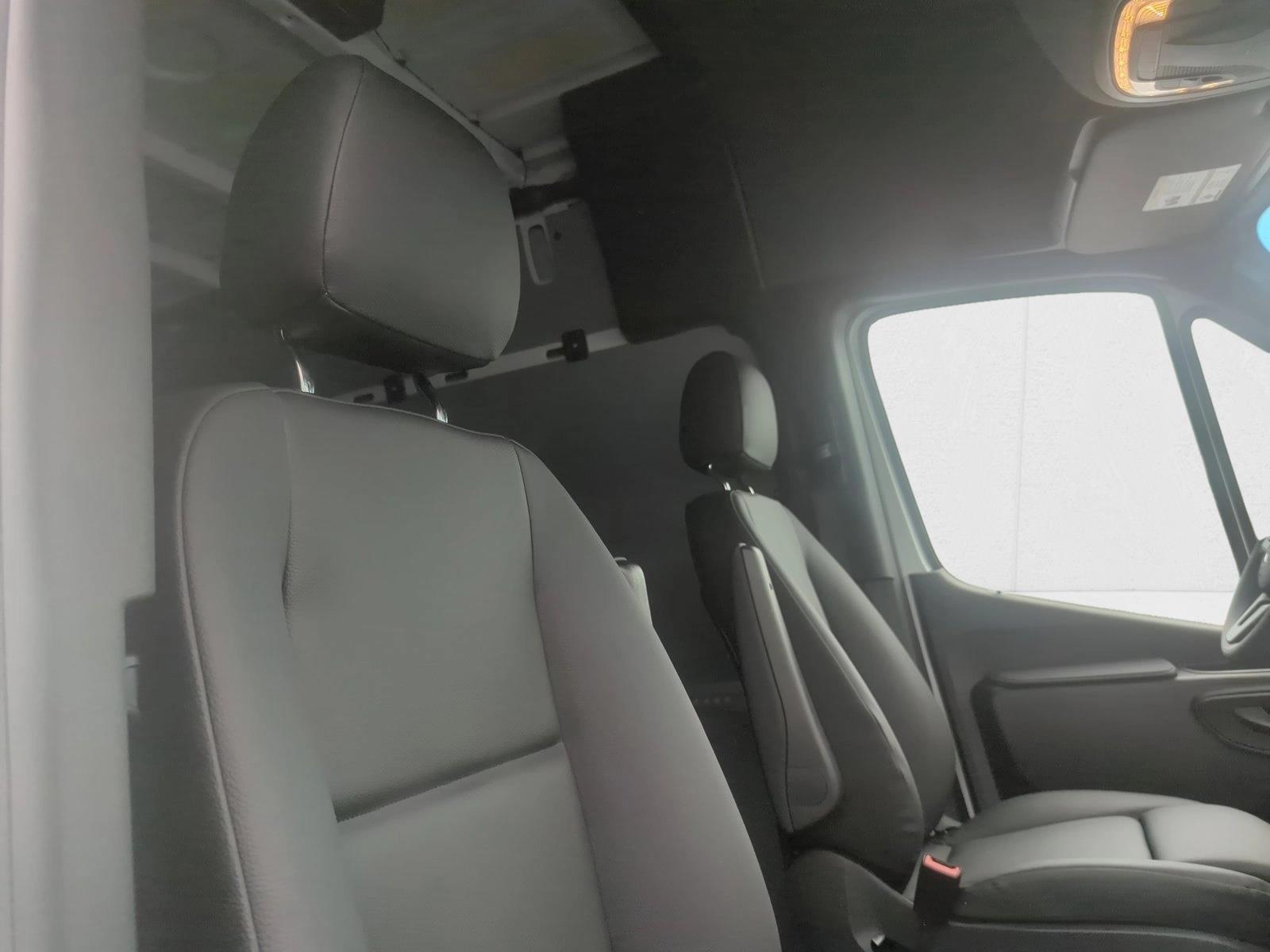 2024 Mercedes-Benz Sprinter Cargo Van Base - Photo 25
