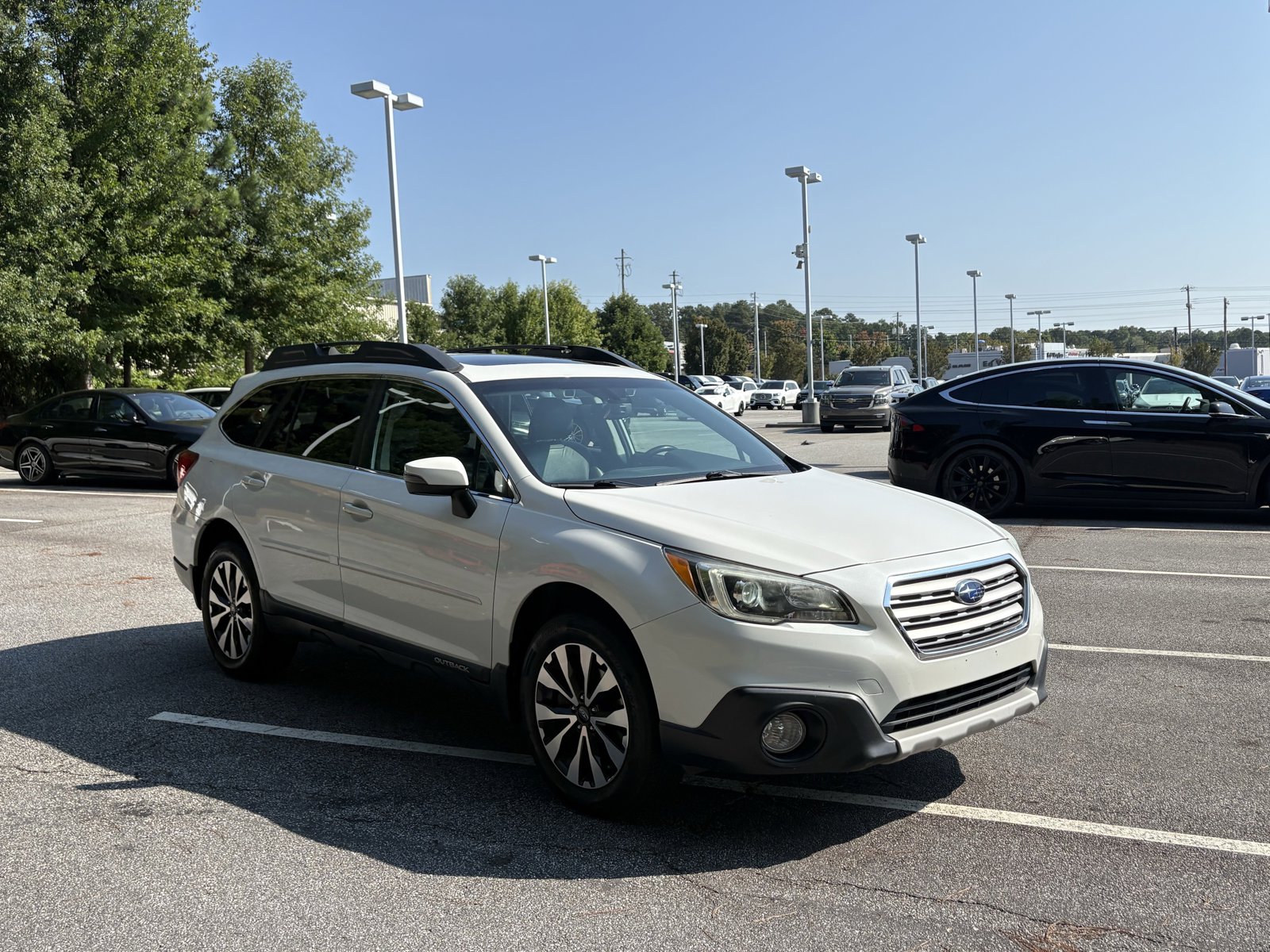 2017 Subaru Outback 2.5i Limited photo 4