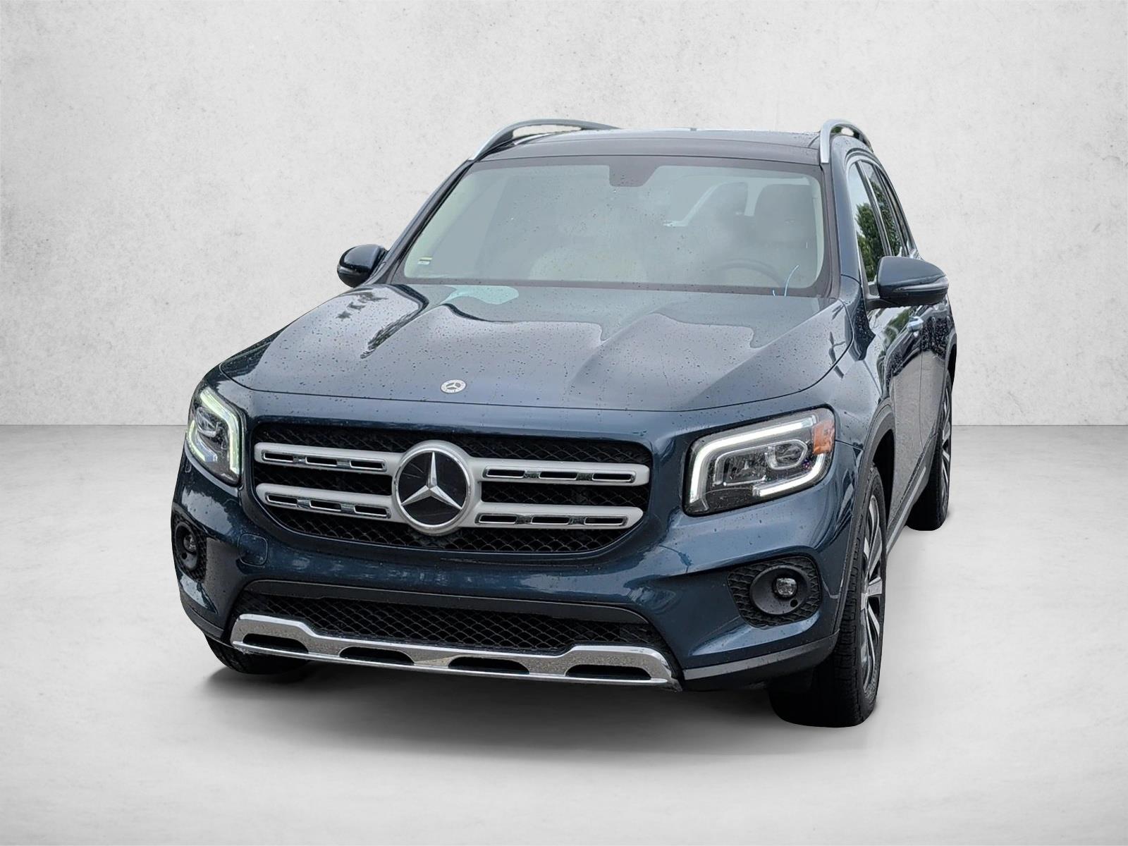 2022 Mercedes-Benz GLB GLB 250's photo