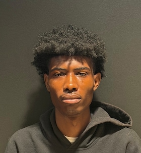 Staff member Cedarius Mahan from ID_e4eb68be6840
