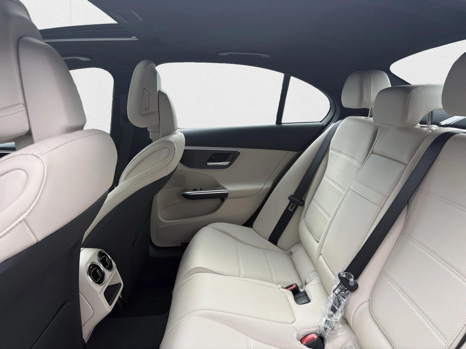 2025 Mercedes-Benz C-Class Sedan C 300 - Photo 18