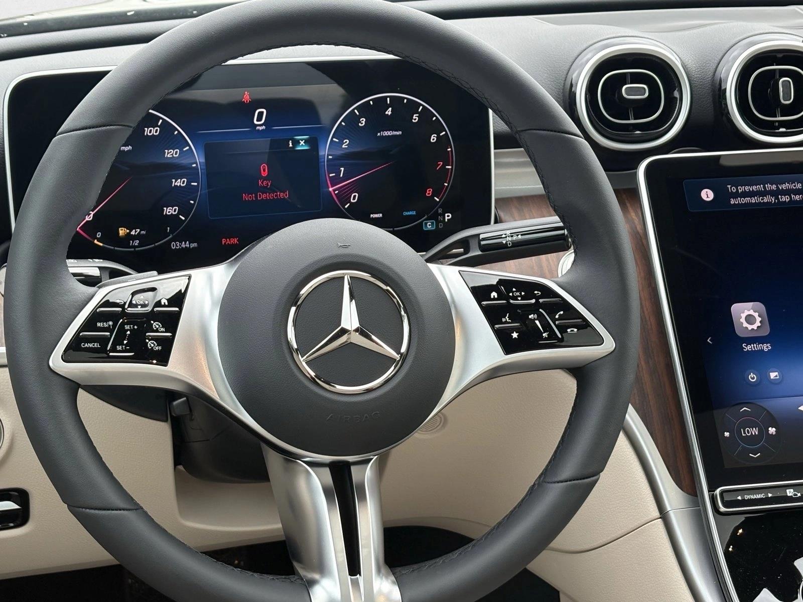 2025 Mercedes-Benz C-Class Sedan C 300 - Photo 15