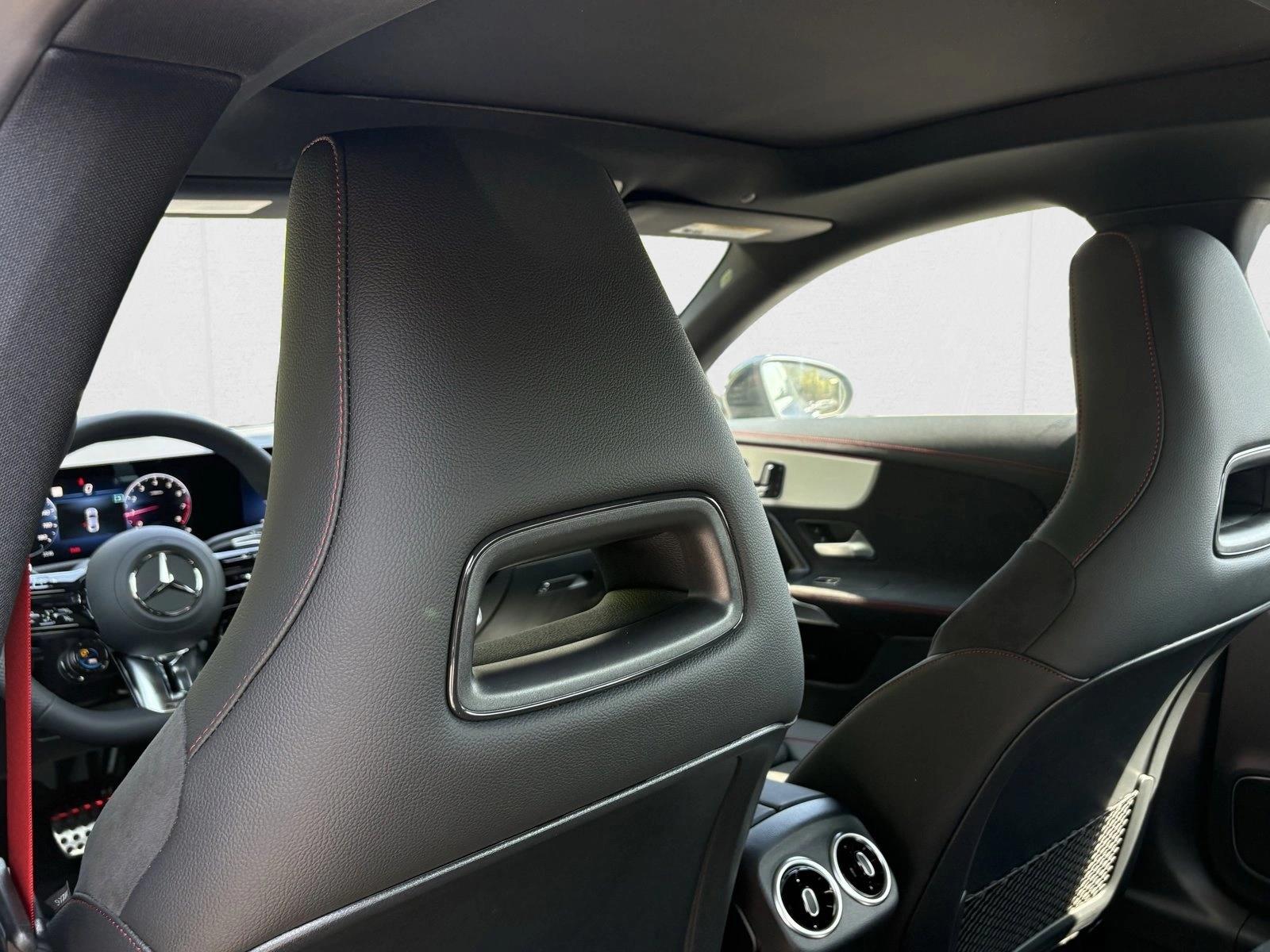 2025 Mercedes-Benz CLA AMG CLA35 - Photo 19