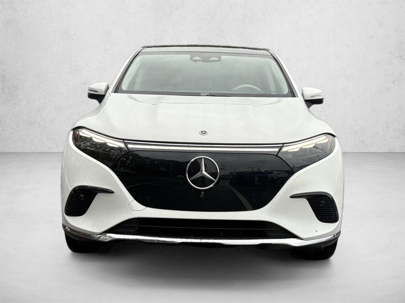 2023 Mercedes Benz EQS SUV 450 photo 2