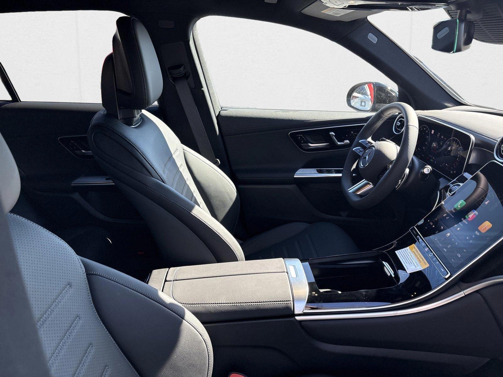 2025 Mercedes-Benz GLC Base - Photo 24