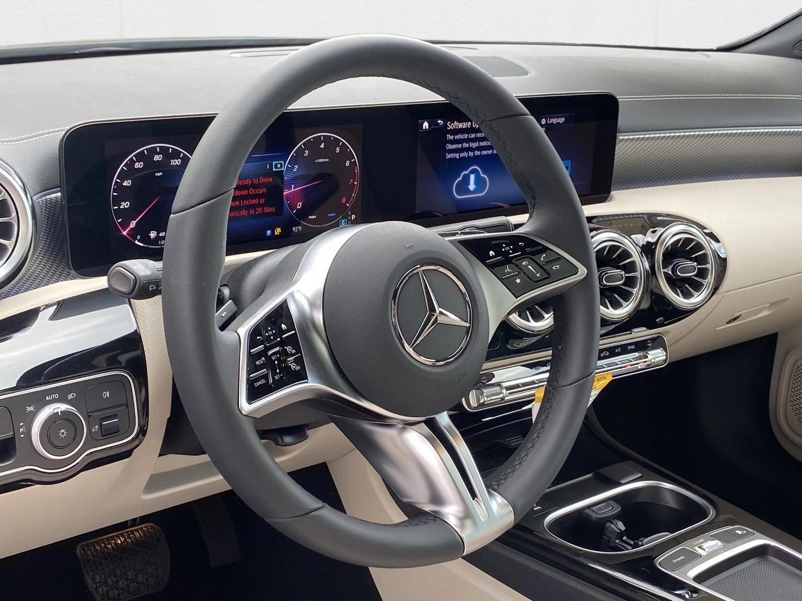 2025 Mercedes Benz CLA 250 photo 3