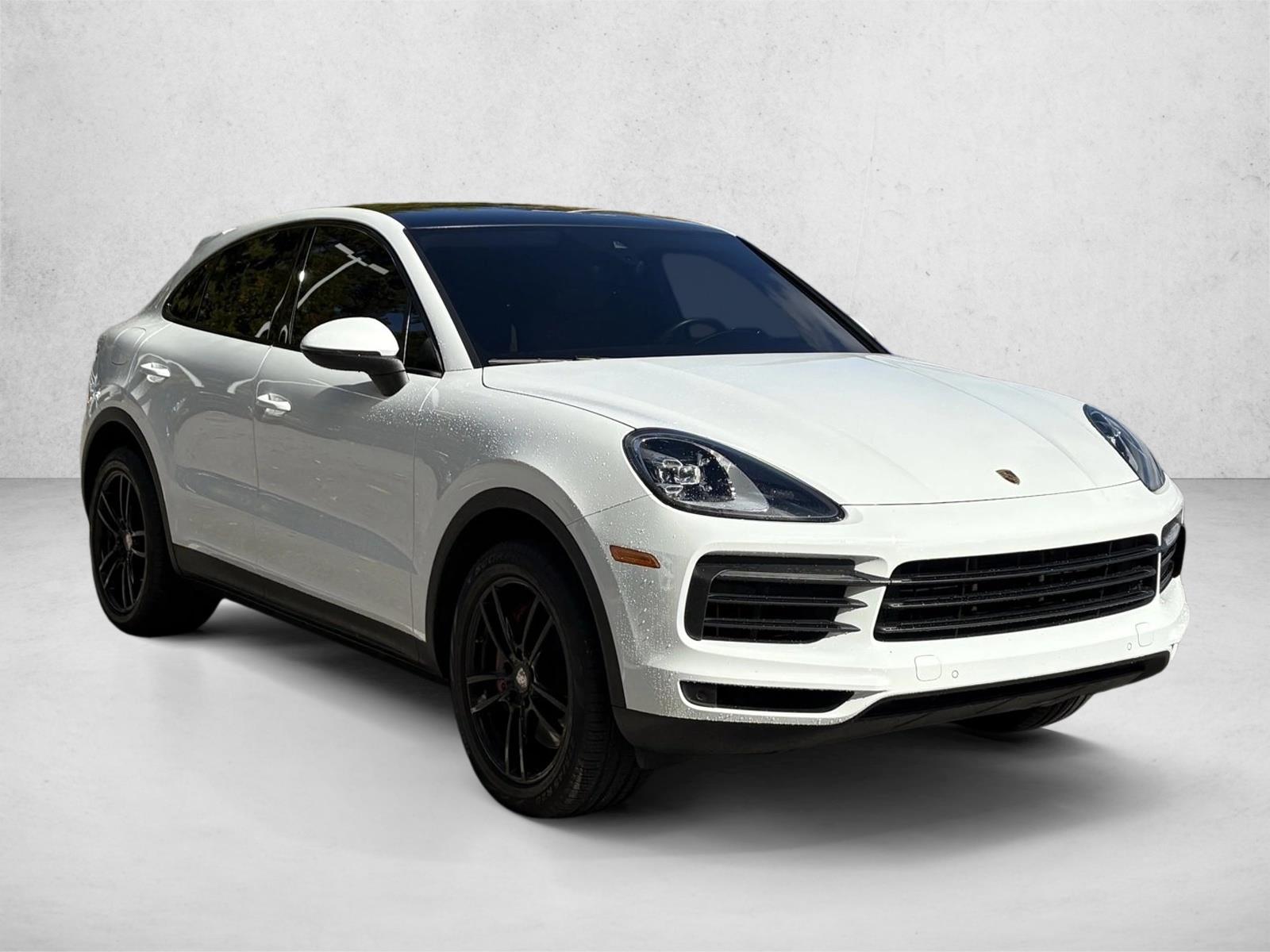 2021 Porsche Cayenne Coupe photo 3