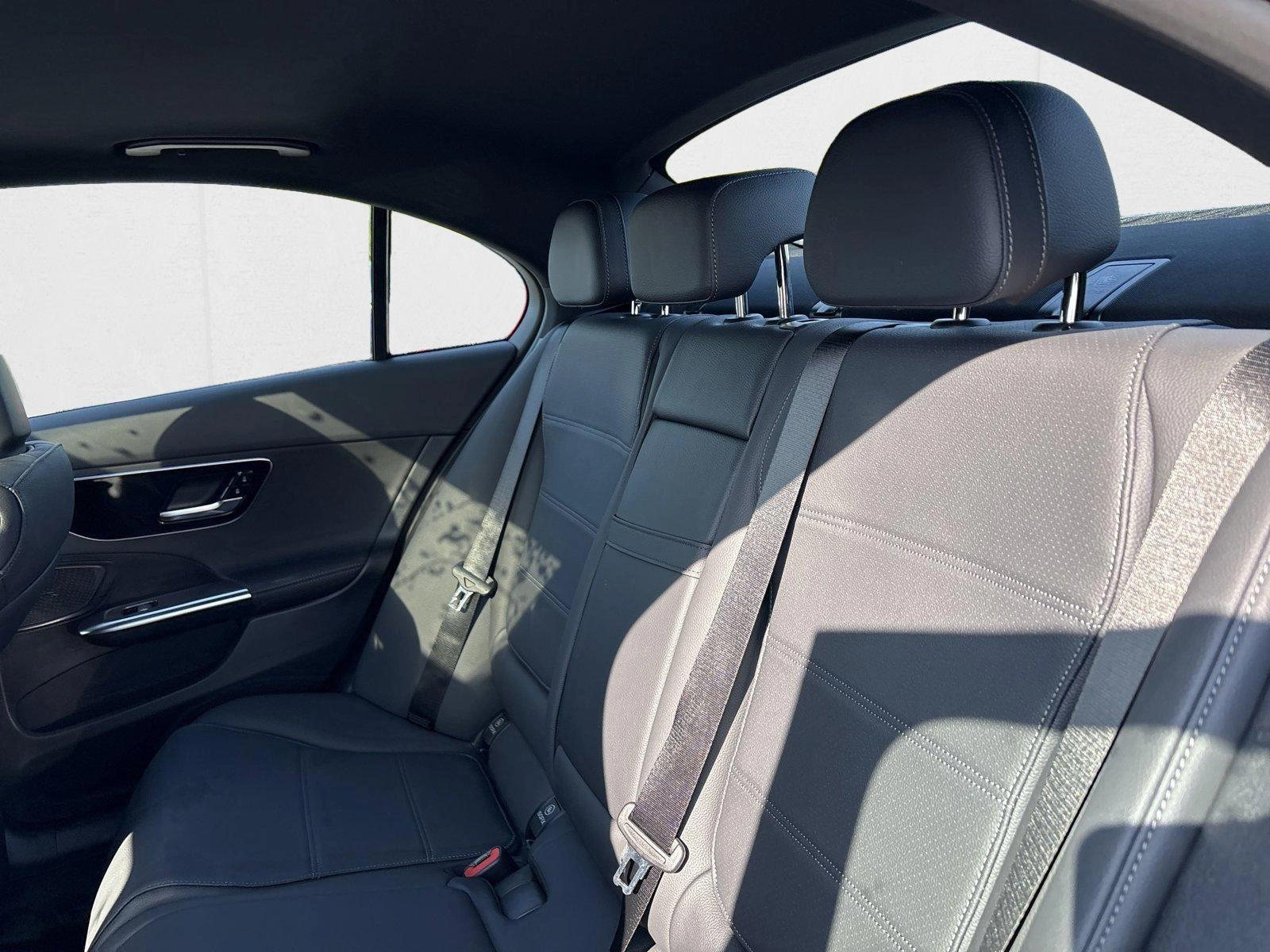 2025 Mercedes-Benz C-Class Sedan C 300 - Photo 17