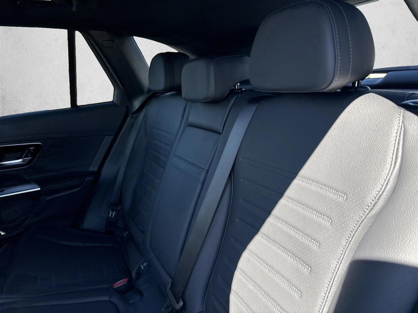 2025 Mercedes-Benz GLC Base - Photo 18