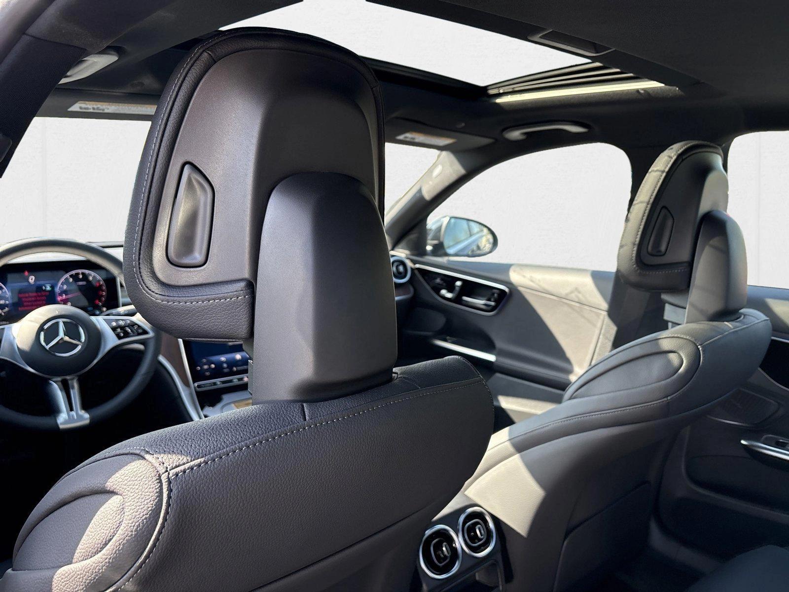 2025 Mercedes-Benz C-Class Sedan C 300 - Photo 16