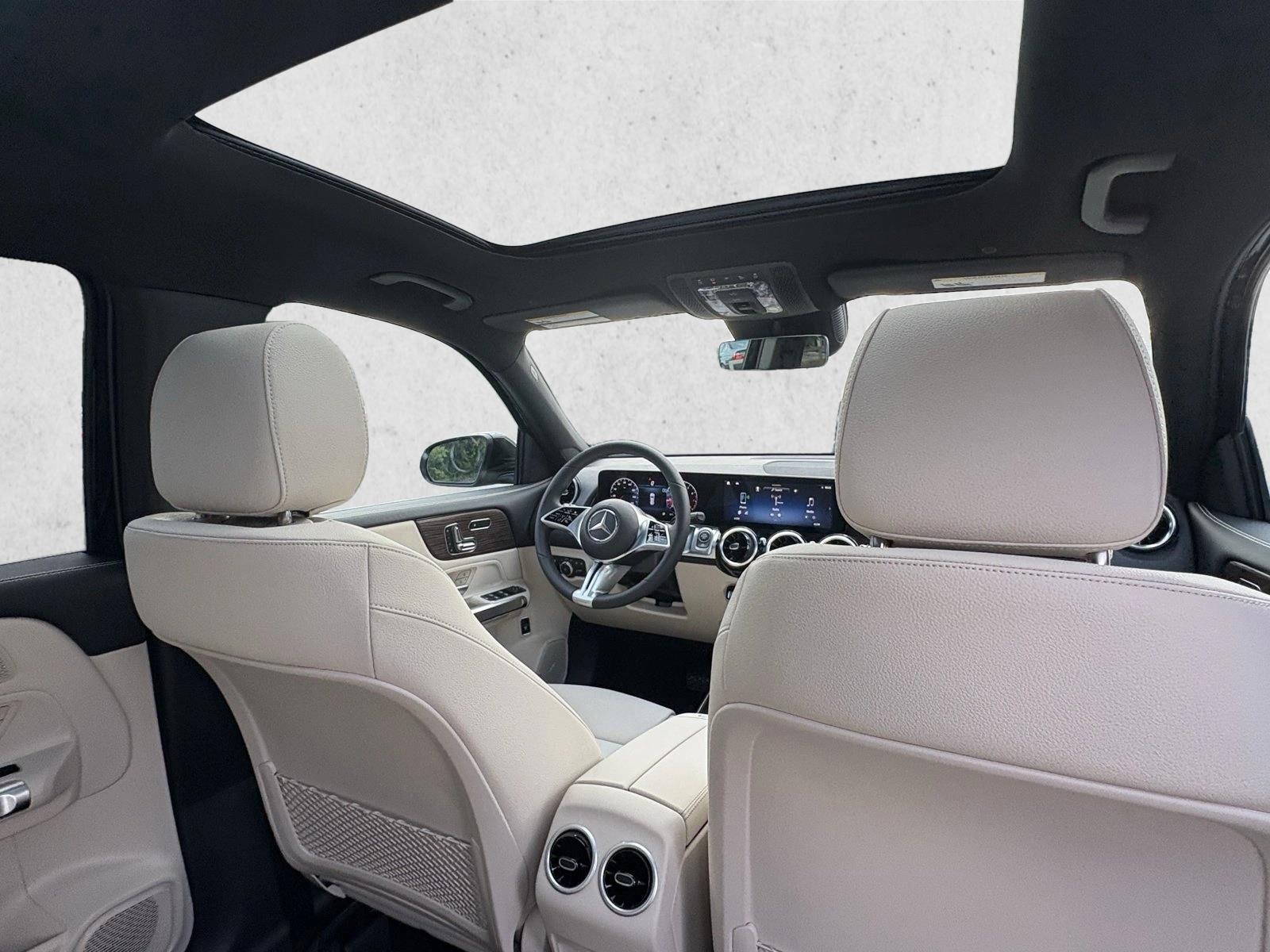 2025 Mercedes-Benz GLB Base - Photo 19