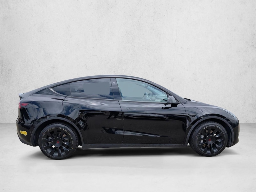 Used 2022 Tesla Model Y Long Range SUV